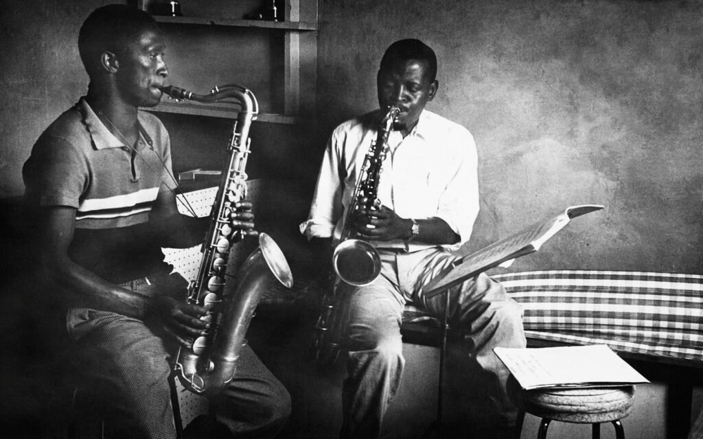 Beata America puts it all on record – The Mail & Guardian