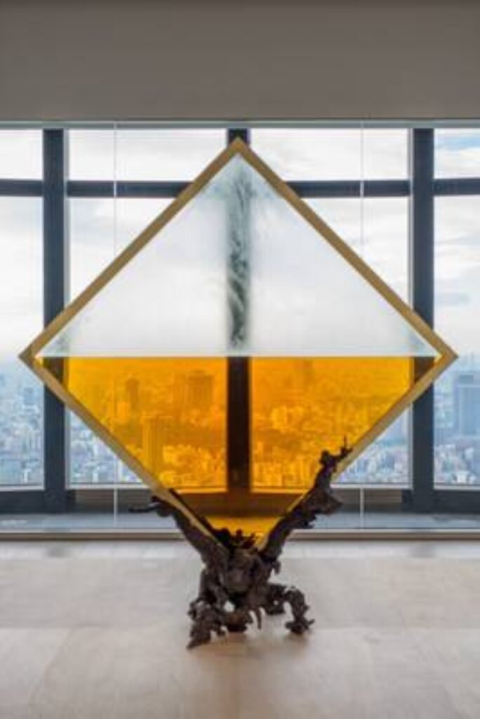 Experience Japanese contemporary art at Roppongi Crossing 2025. On now at the Mori Art Museum