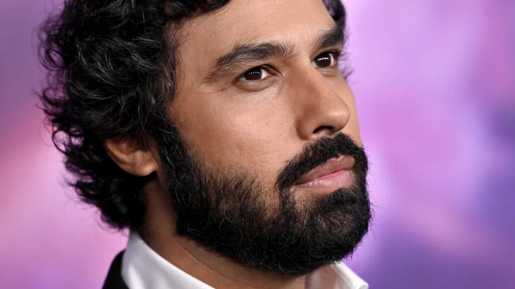 The Big Bang Theory Star Kunal Nayyar Reveals He Likes to Visit GoFundMe at Night and 'Just Pay Random Families' Medical Bills'