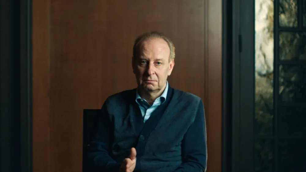 The Oligarch and the Art Dealer’ Focuses on Billion-Dollar Art Feud The Oligarch and the Art Dealer' Focuses on Billion-Dollar Art Feud