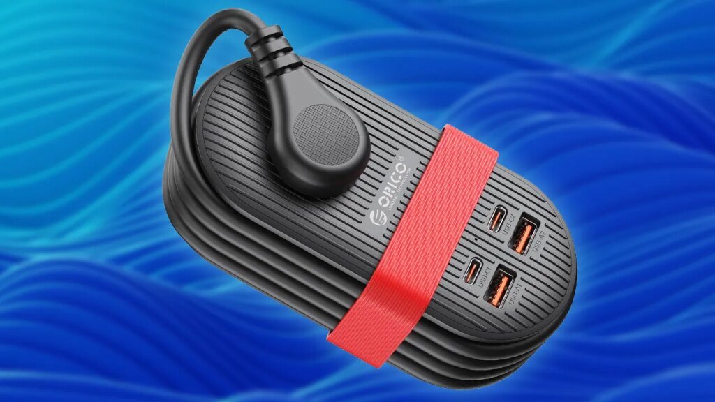 The Travel-Friendly Orico Power Strip Packs Down to the Size of a Phone