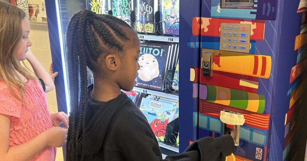 Urbana elementary students turn rewards into books | Local