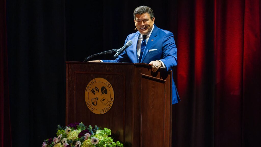 Fox News anchor Bret Baier to appear May 8 at Palm Beach bookstore
