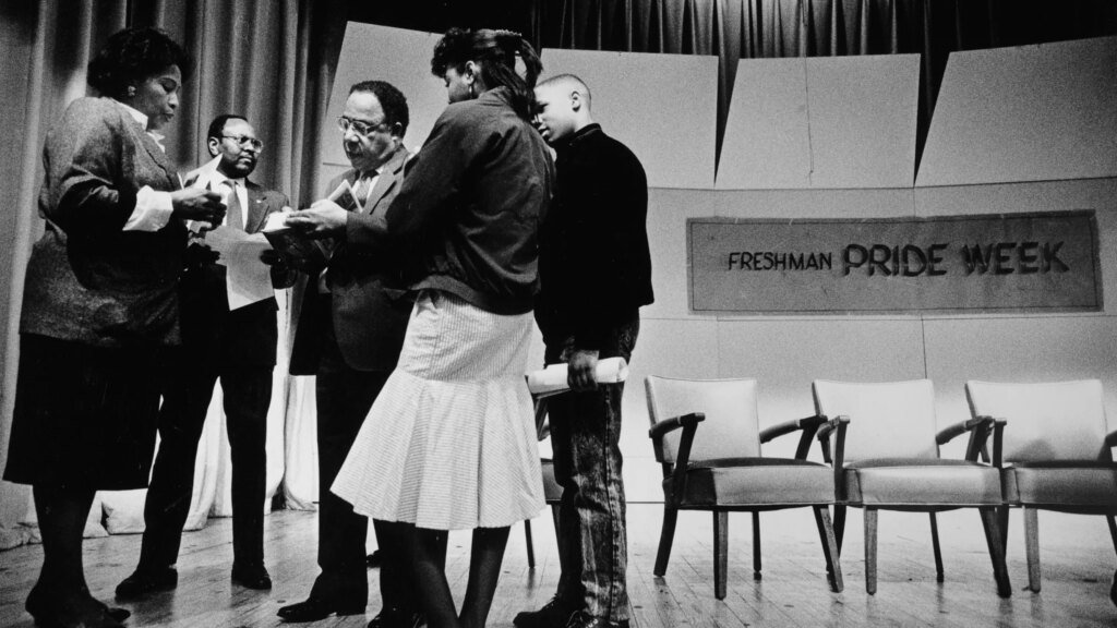 Knox County Schools ban renowned black history, state book 'Roots'