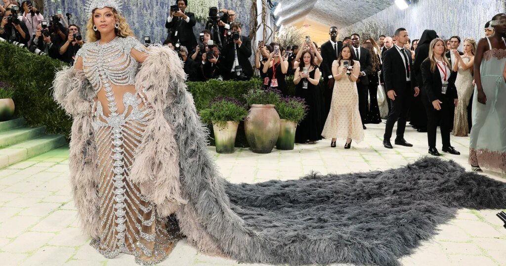 See the Met Gala 2026 best looks and moments of Beyoncé, Rihanna and more celebrating "Costume Art"